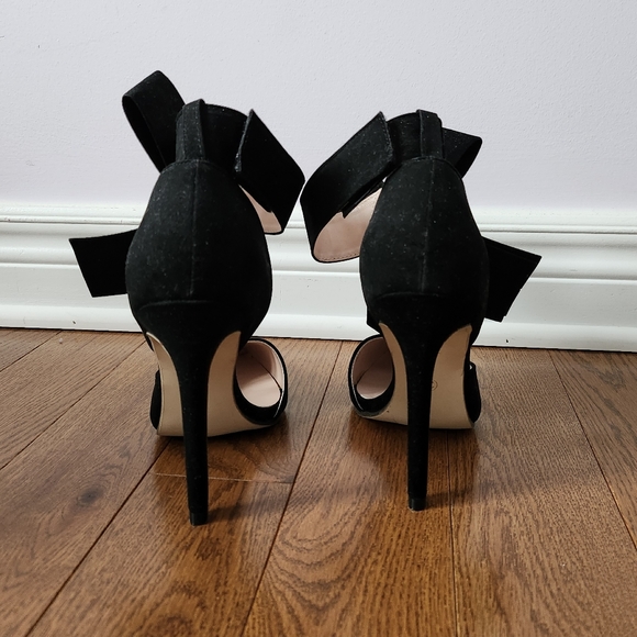 Amazon Ankle Bow Strap D'Orsay Heels - Picture 3 of 6